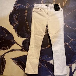 BR NWT white denim jeans 28L.  Inseam 29